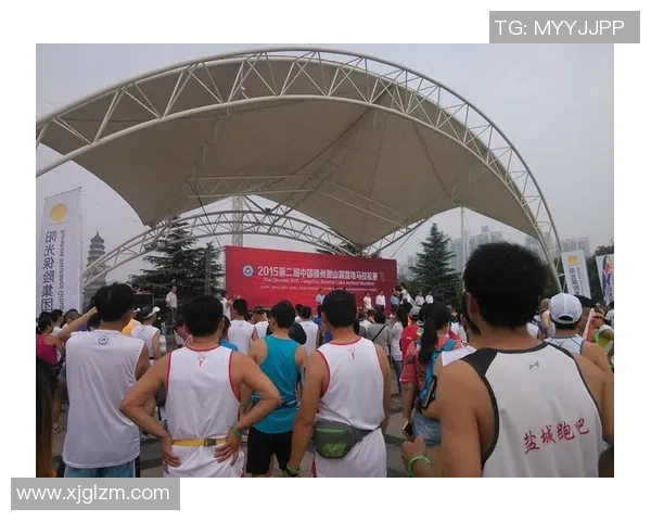 广州街舞队在城市马拉松中的拼搏故事与奋斗精神展现MBA