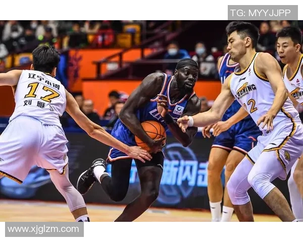 CBA山东队与深圳队精彩对决全场录像回顾与精彩瞬间分析 CBA山东队与深圳队精彩对决全场录像回顾与精彩瞬间分析