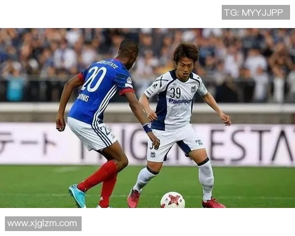 山形山神与冈山绿雉的激烈对决展现日本足球的魅力与激情