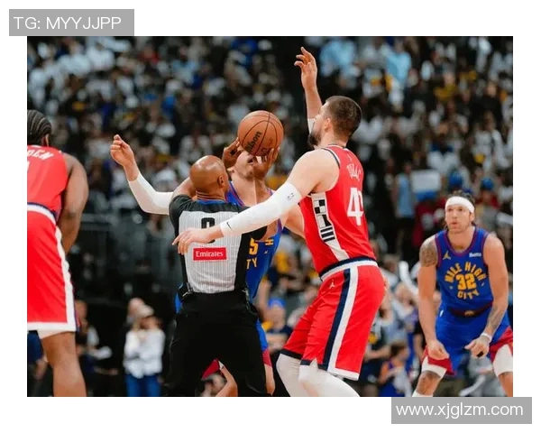 快船与掘金激战正酣NBA直播盛宴不容错过 快船与掘金激战正酣NBA直播盛宴不容错过