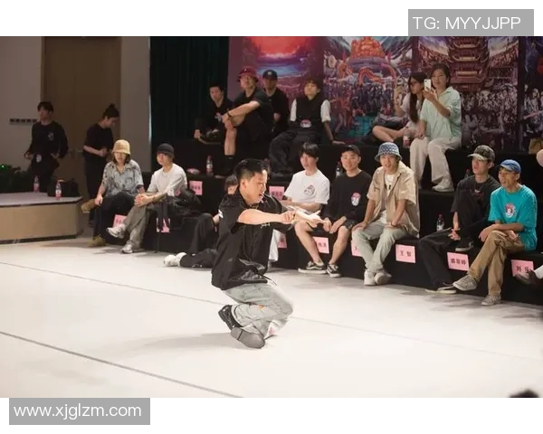 杭州街舞队与西安街舞队赛后复盘团队协作的精彩瞬间与反思分析